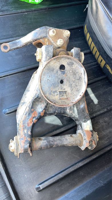 Fuzeta aro dreapta fata