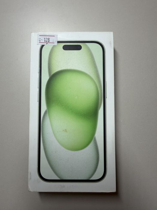 Продаю срочно iPhone 15 128гб