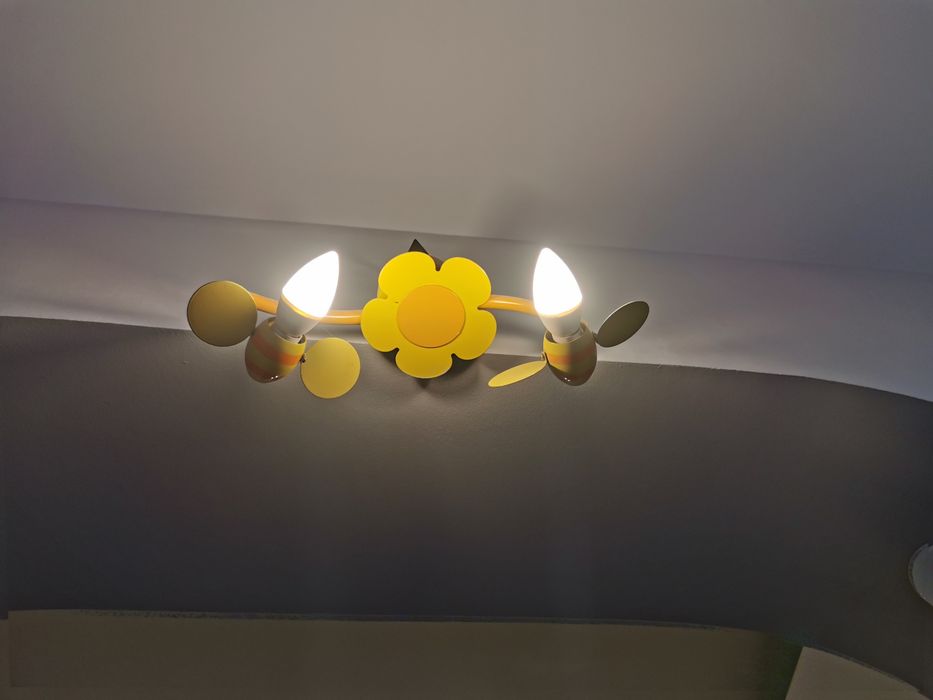 Aplica și lustra albinuțe dormitor copii