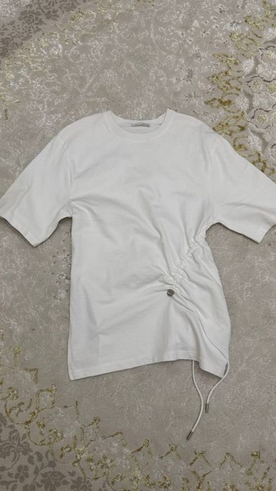 Стильная кофточка Zara