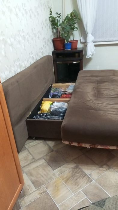 Тахта в отличном состоянии б.у.