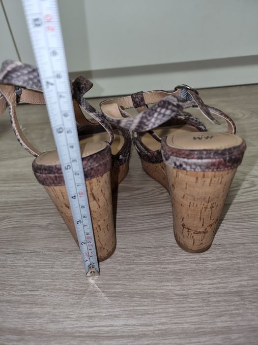 Sandale dama cu platforma H&M