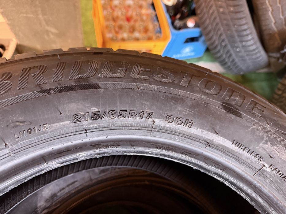 4 anvelope M+S Bridgestone Blizzak LM001 Seal Inside 215/65 R17 99H NOI 0km