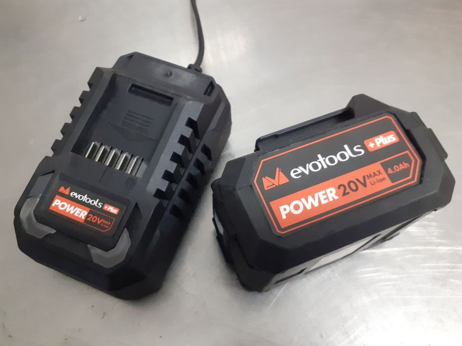Polizor unghiular Evotools cu acumulator si variator de turatie