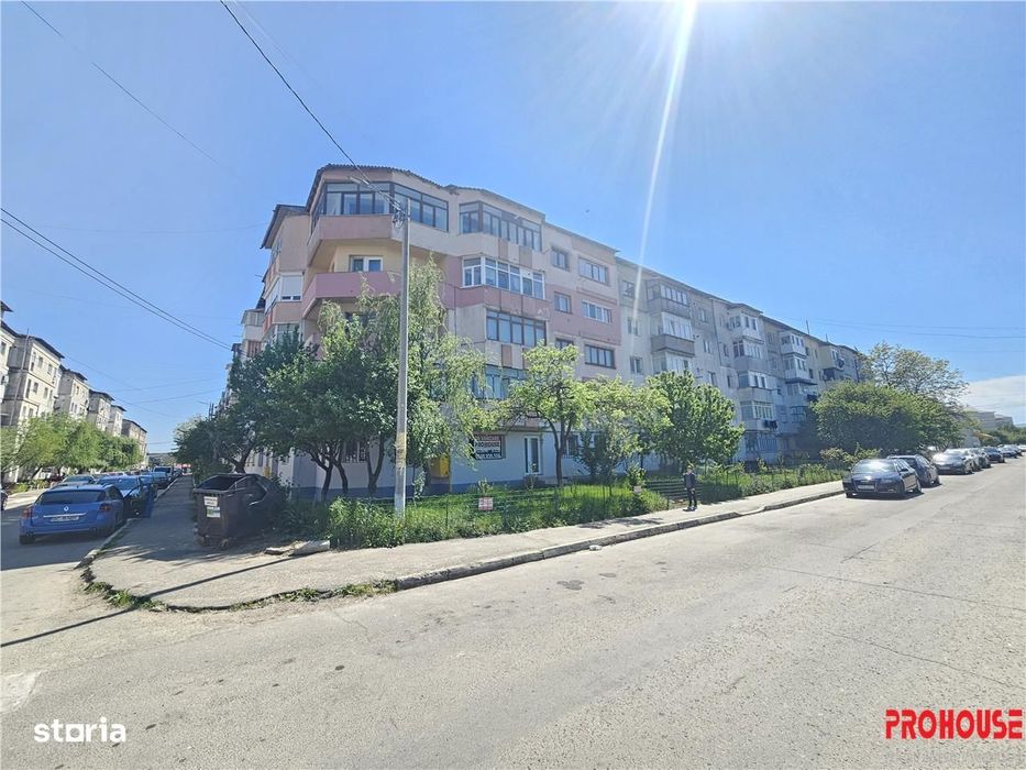 Adjud - spatiu comercial renovat complet