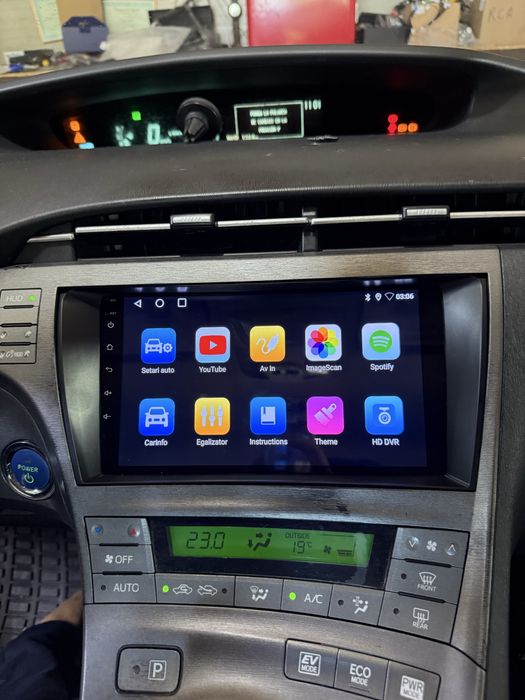 Navigatie Android Toyota Prius , Carplay Android Auto Camera