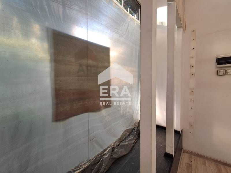 Дава се под наем Магазин в Варна, Център - 50 кв.м за 1125 € - Снимка #9