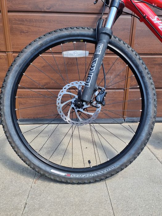 Bicicletă specialized full suspencion