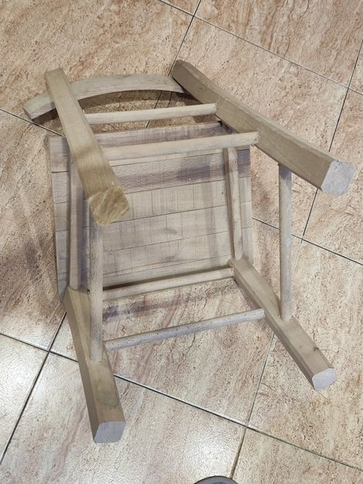 Детско столче натурално дърво БУК