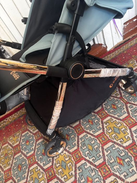 Продам коляску в хорошем состояние