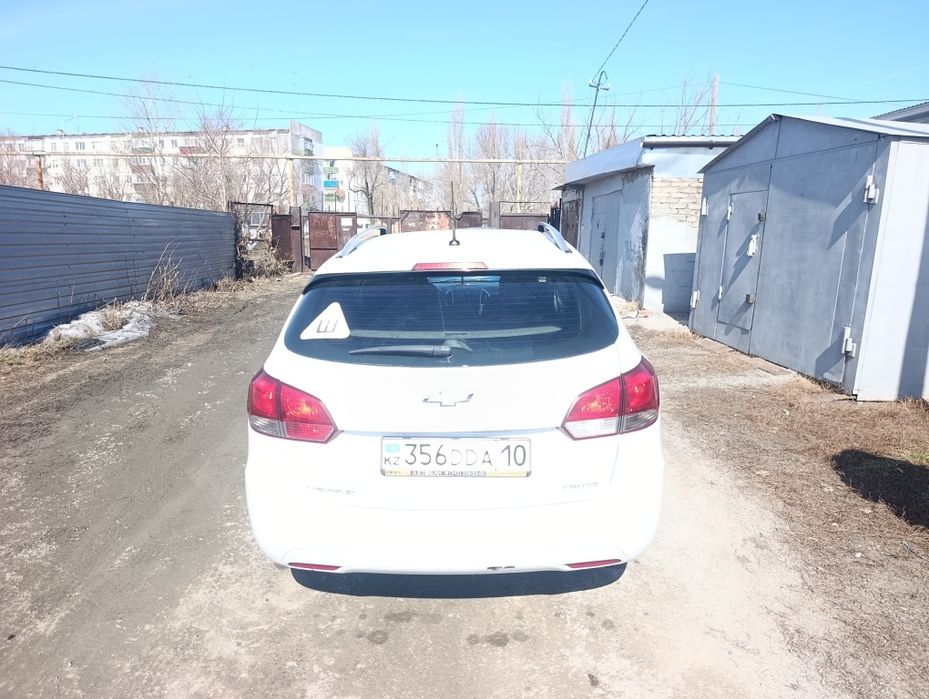 Шевроле Круз 2014года