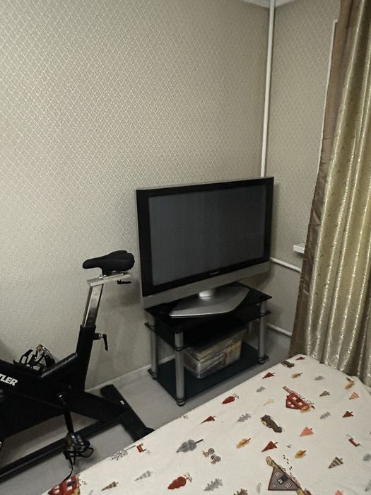 Телевизор Panasonic плазма 107 диагональ