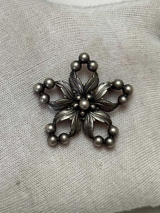 BROSA ARGINT 925 - Floare Stilizata - Niels Eric From - Denmark - 1950