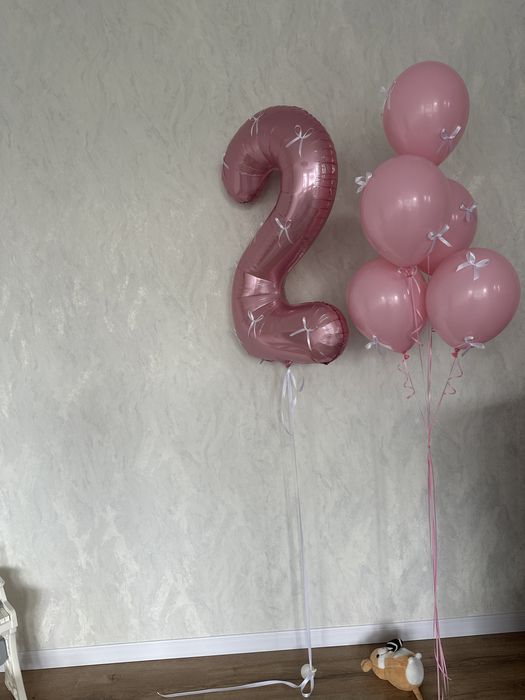 Продам шарики 2 года