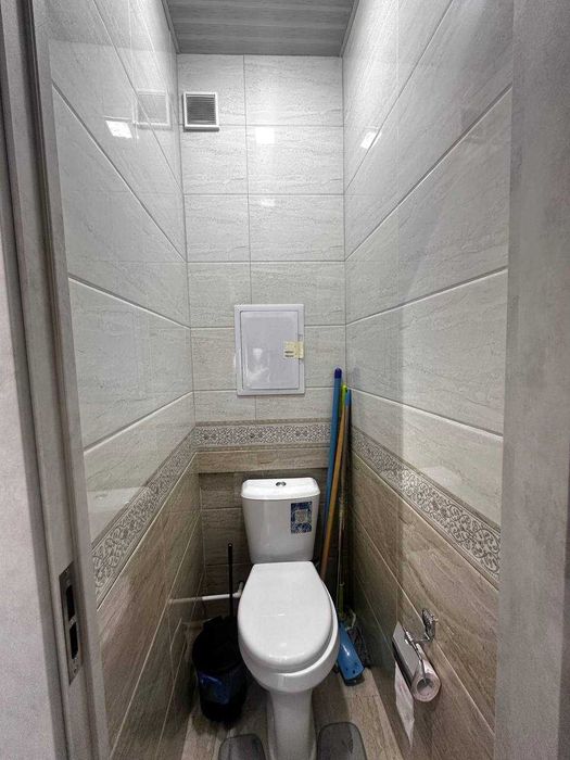 квартира сотилади чилонзор 2 кв 2/2/4 метро мирза улугбек