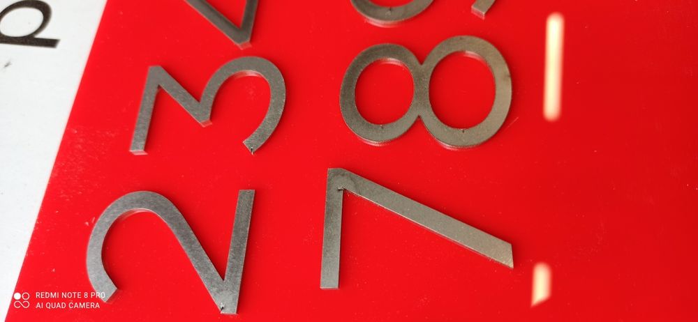 Цифри от неръждаема стомана 2 размера