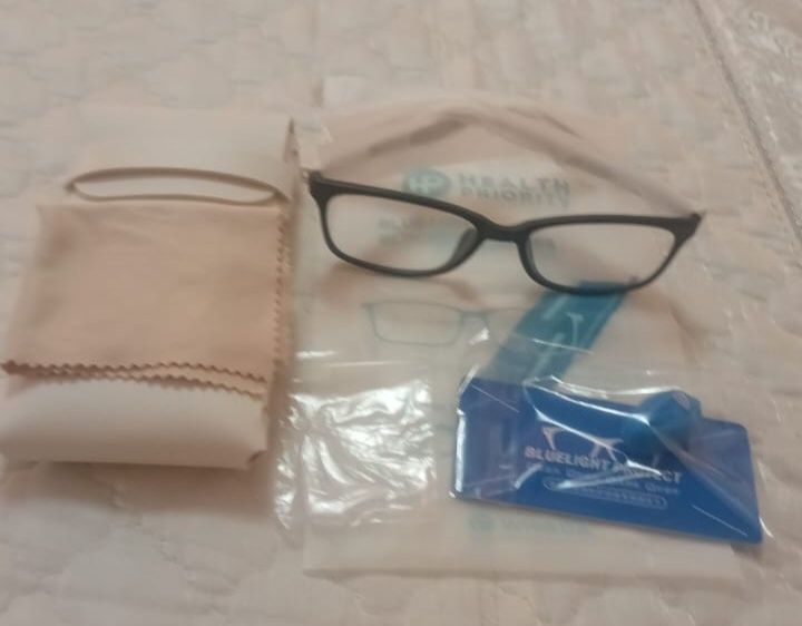 Емдік  көзге  киетін очки