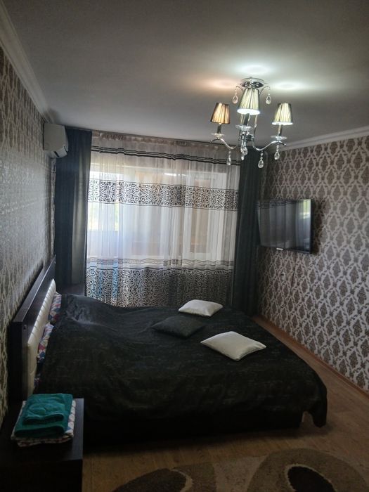 Продам двухспальную кровать