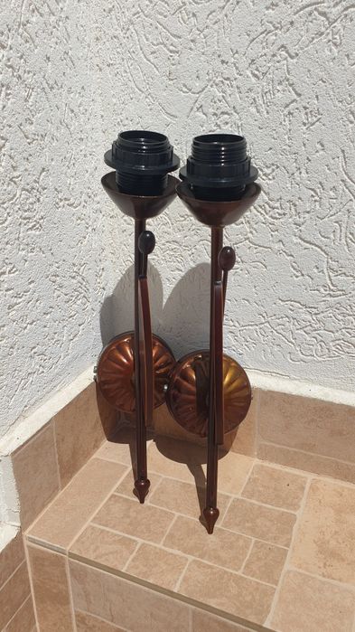 Лампи за стенен монтаж