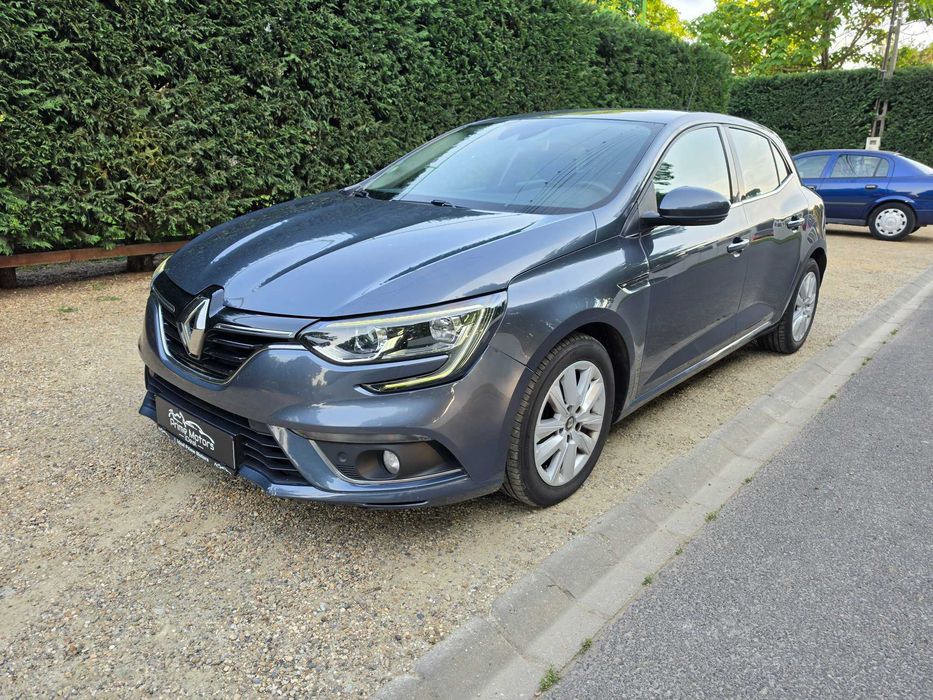 Renault Megane IV hatchback BUSINESS - 1.5 DCI 2019, EURO 6, garanție motor și cutia de viteze, posibilitate vânzare în RATE