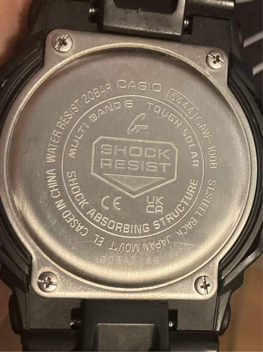 Часовник G shock