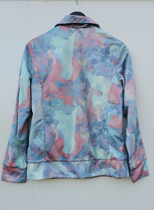 Adidas уникална дамска горница Л  размер