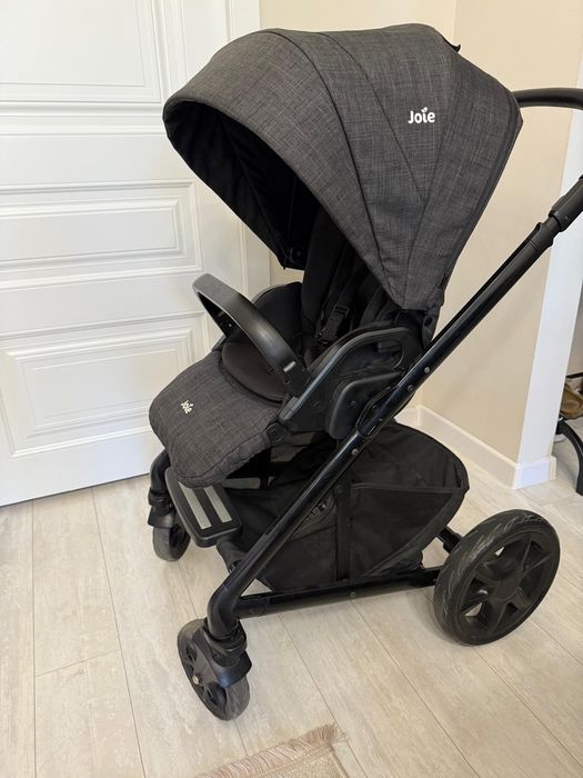 Коляска 2 в 1 ( люлька и прогулочный блок)