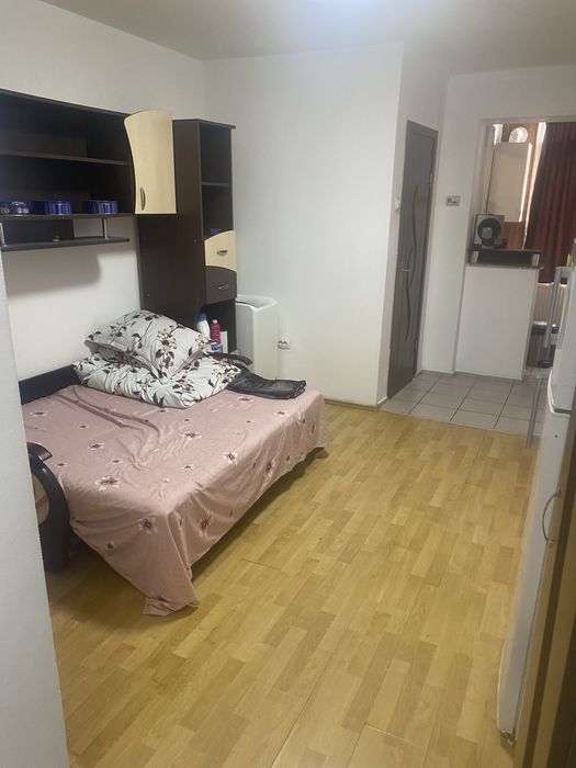 Inchiriez garsoniera zona Balanta, (podul Garii)