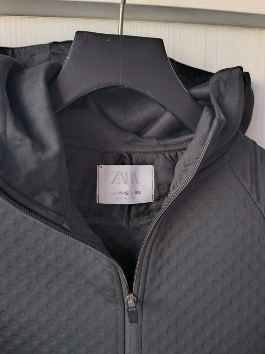 Суитшърт Zara за момче 152см.