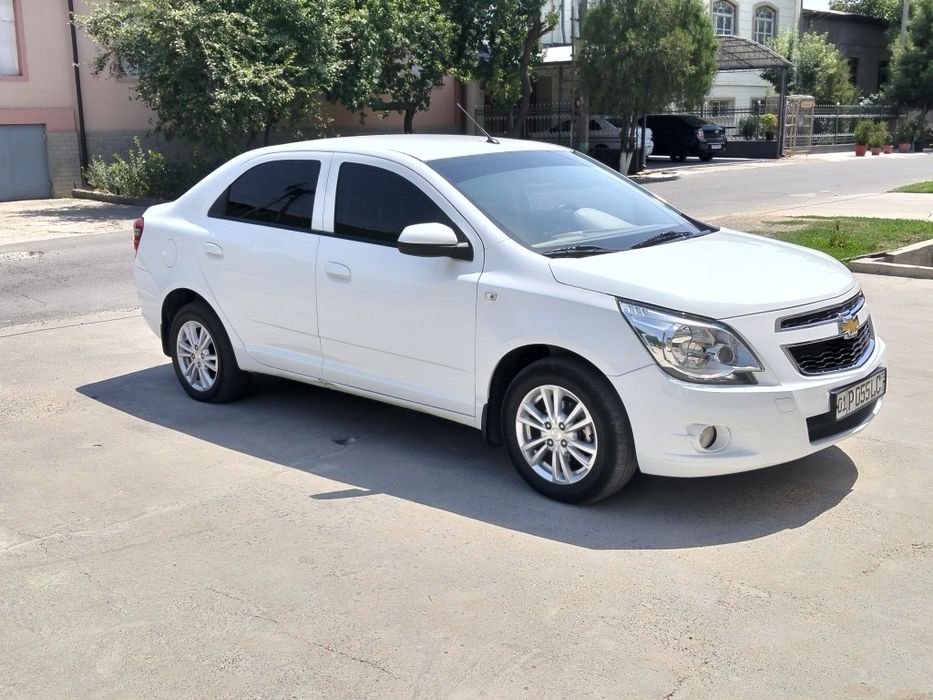 Chevrolet cobalt 2024