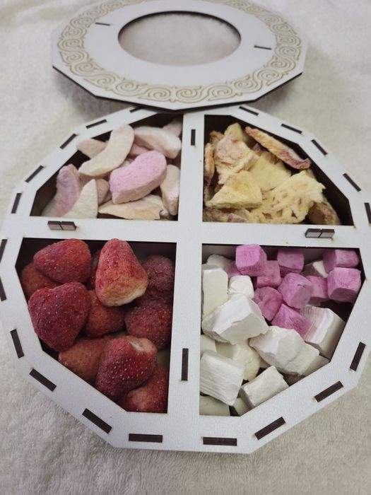 Сублимированные фрукты и мороженое