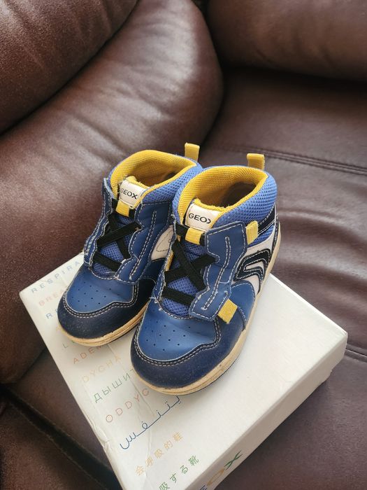 Детски боти Geox