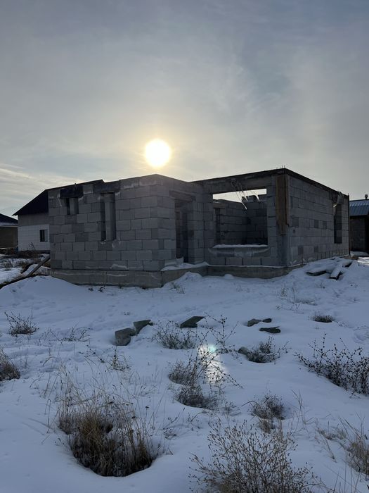 Продам дом недостроенный