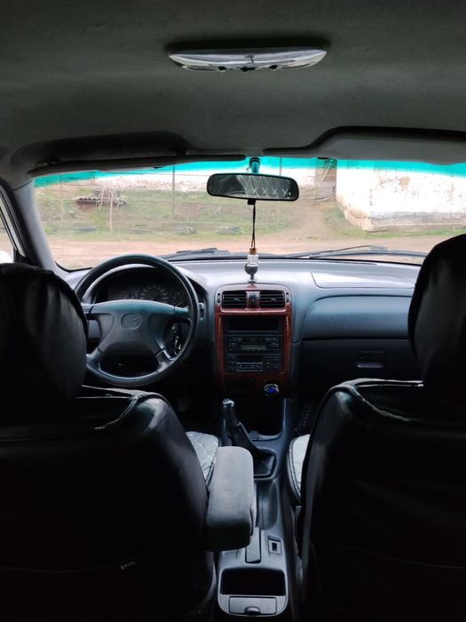 Mazda 626 птичка