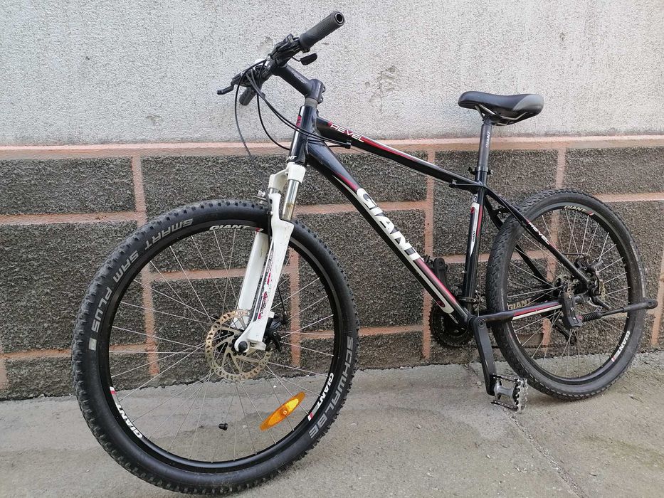 Bicicleta Giant Revel Frane pe Disc echipata Shimano marimea M
