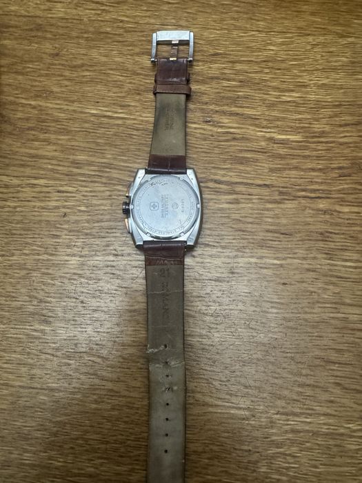 Продам наручные часы