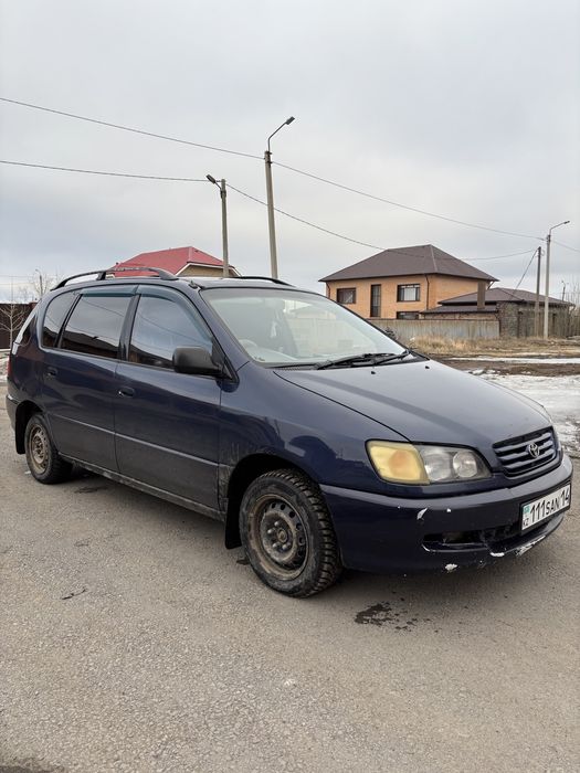 Продам Тойота Ипсум (Toyota Ipsum)