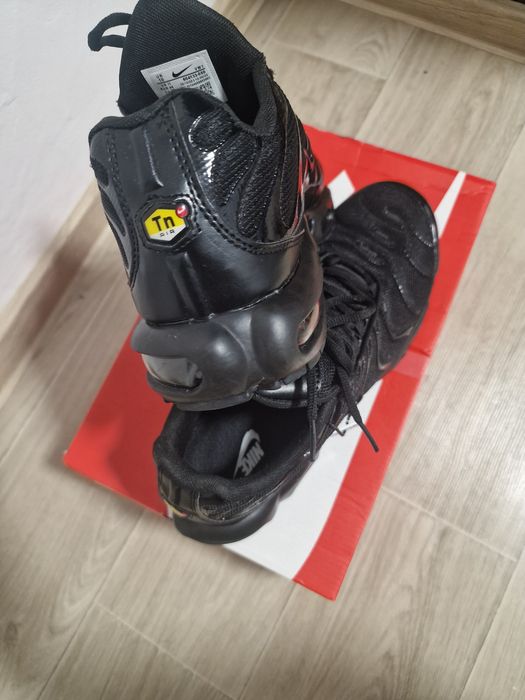 Adidași nike Tn air max