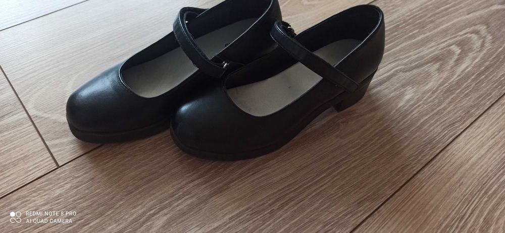 Обувки за народни танци/ Официални обувки 32 номер