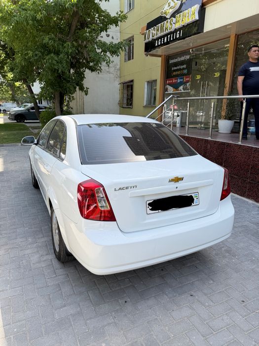 Lacetti Lasetti 1.6 avtamat 180.000 km