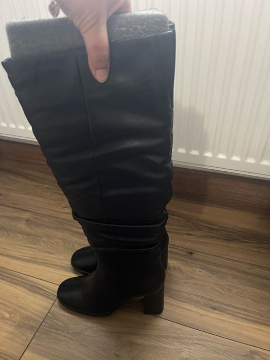 Cizme lungi cu toc patrat din piele naturala