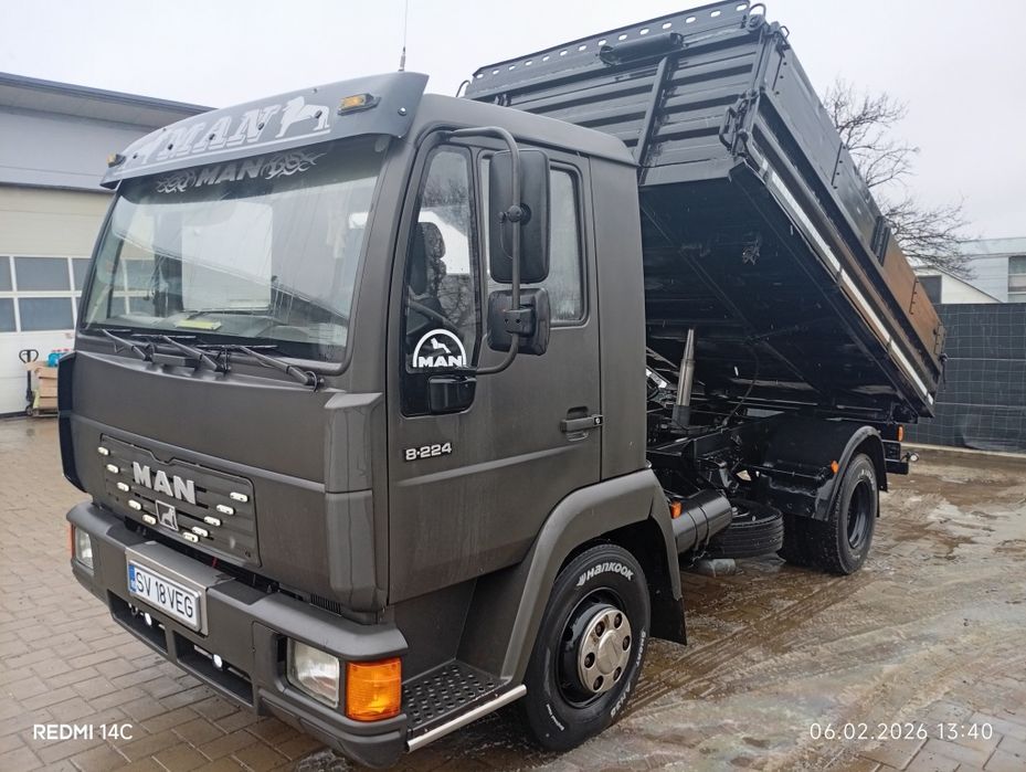 Man basculabil 8.224