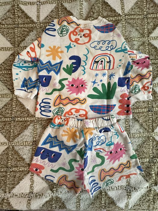 Set H&M bluza cu maneca lunga si 2 pantaloni scurti, unisex, 86 cm