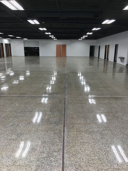 Mazayka stashka vertalyot shlipovka polirovka silliqlash tekislash.