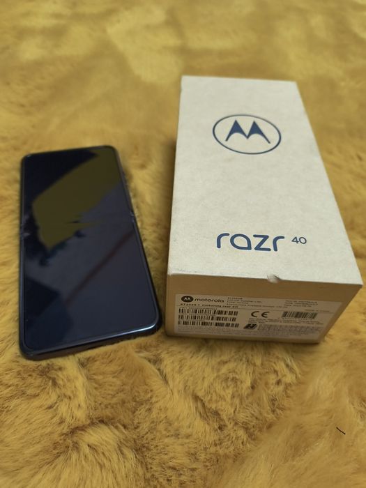 Telefon Motorola Razr 40