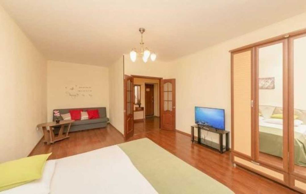 Сдаётся 1 ком, в районе мкр. Строитель, Циолковского