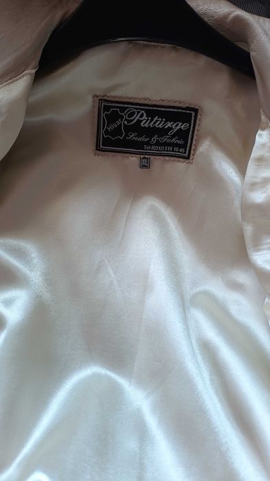 Haina lunga de dama din piele noua mărime L