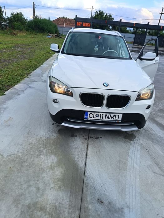 Bmv x1 an 2011 4*4 acte valabile