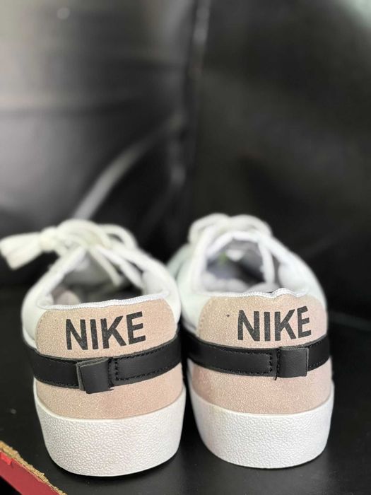 Nike marimea 36,38,42,43,44