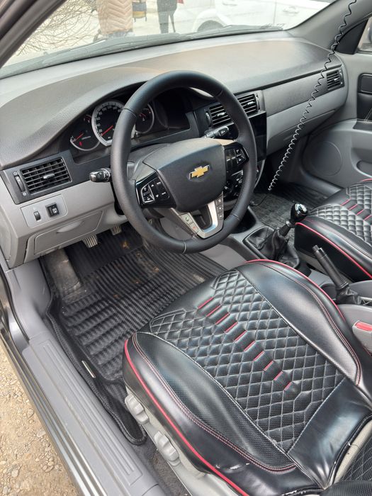 Продаётся Gentra 2016